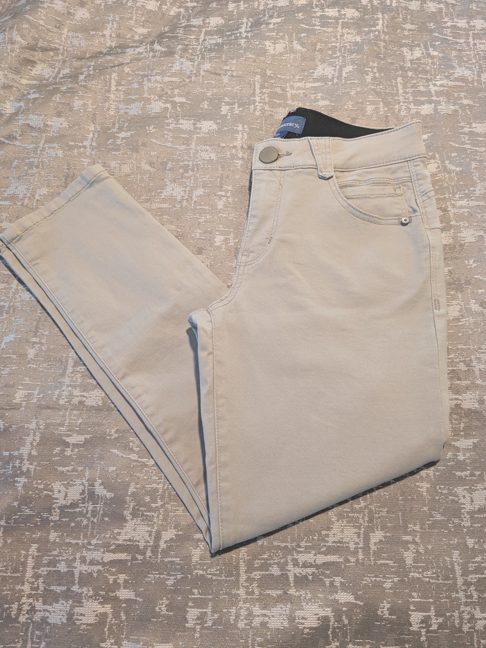 Democracy Beige Ankle Crop Jeans